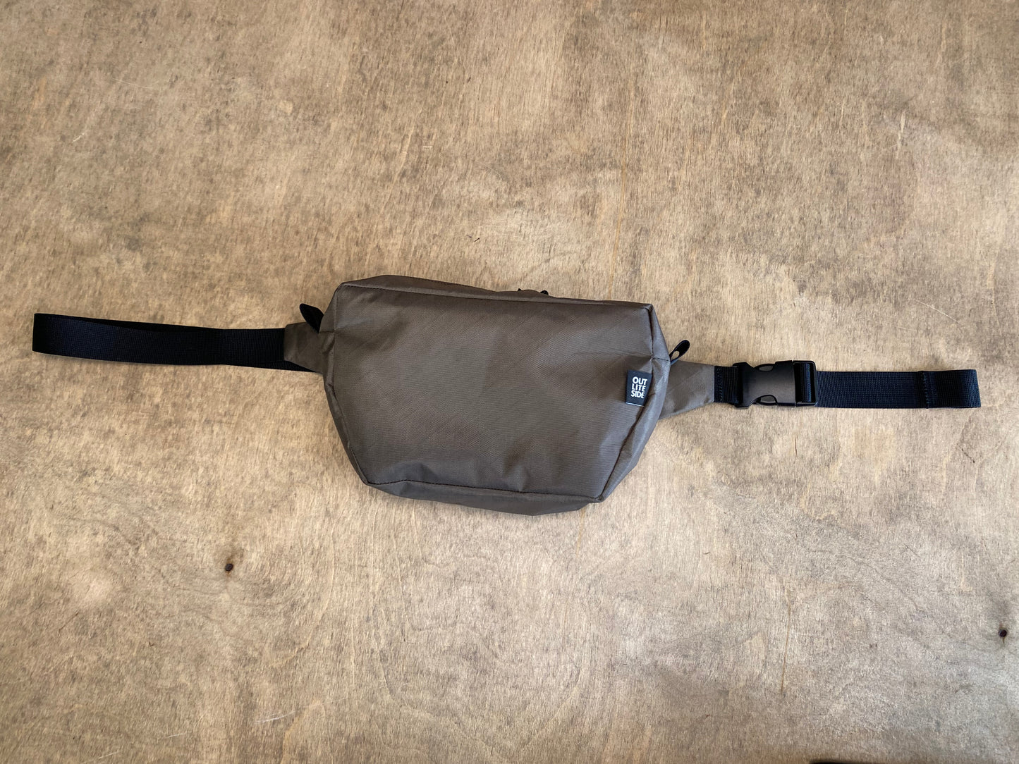 Ultralight hip bag