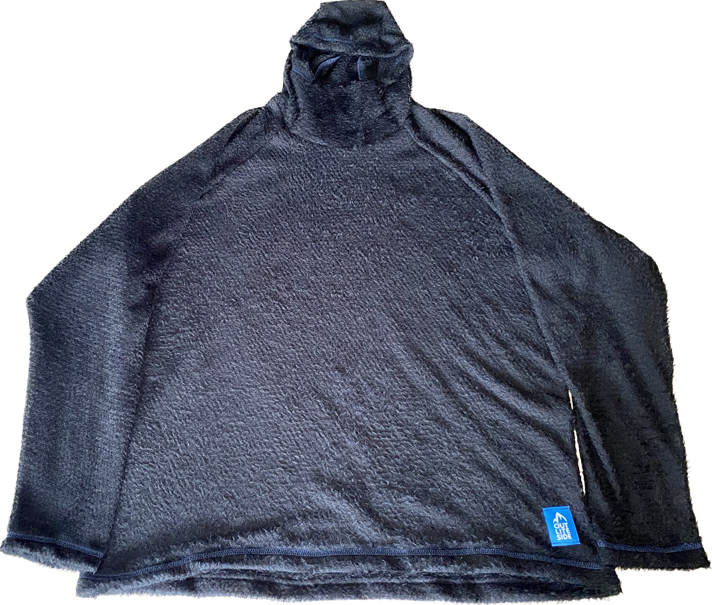 Ultraleichter Hoodie aus Alpha 70 in schwarz fuer Maenner und Frauen, Komplettansicht